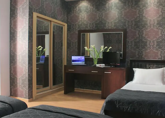 Galaxy Art Hotel